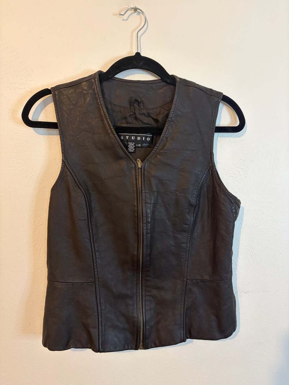 Studio Women's Brown Leather Zip-Up Vest, Size L - Vintage Biker Style